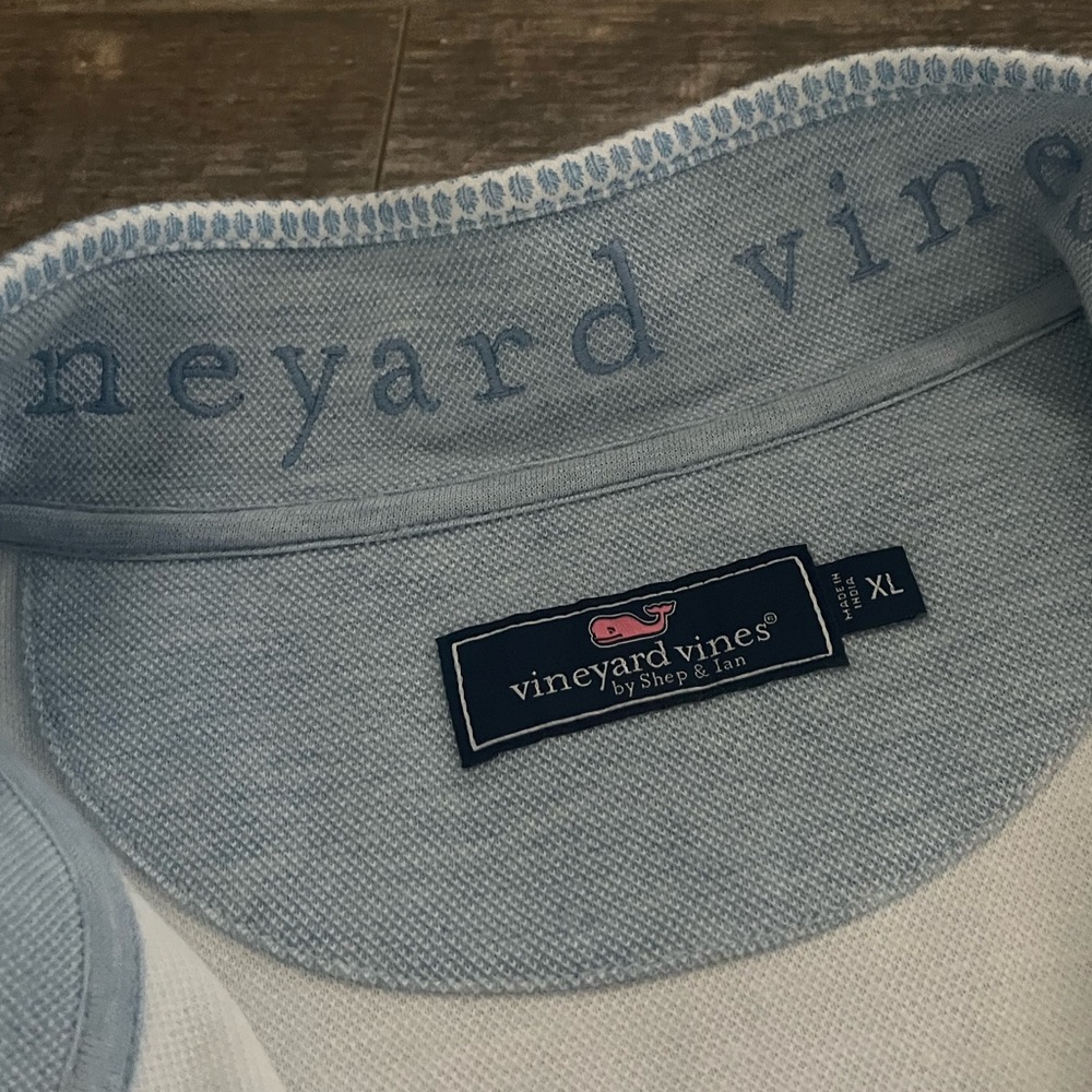 Like New Men’s VINEYARD VINES Preppy Saltwater Quarter Zip Pullover Size: XL - Picture 4 of 16